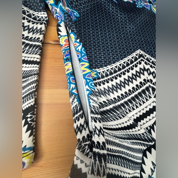 Fire Los Angeles Bodycon Midi Dress Size Small V-Neck Long Sleeve Stretch - Picture 10 of 16